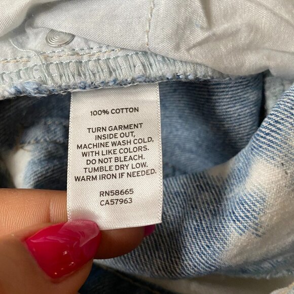 BP Bnwot Womens Cut Off Bleach Washed Jean Shorts Sz 33 Distressed - Picture 7 of 7